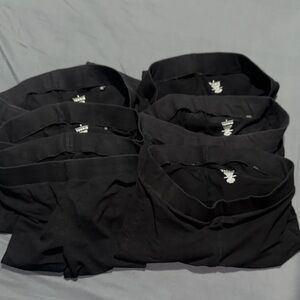Torrid size 2, 6- pair of capri bottom lace black leggings bundle